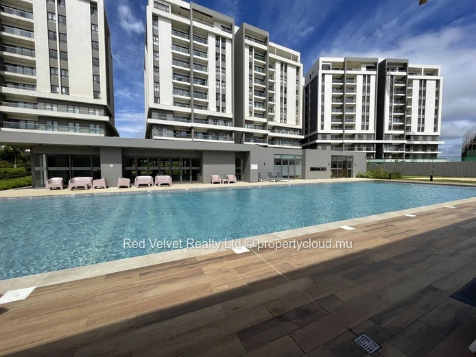 Penthouse moderne de 3 chambres avec de hauts plafonds et des équipements de qualité – Moka | Rs 130,000
