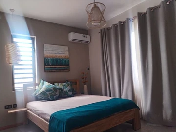 4 Bedroom Villa