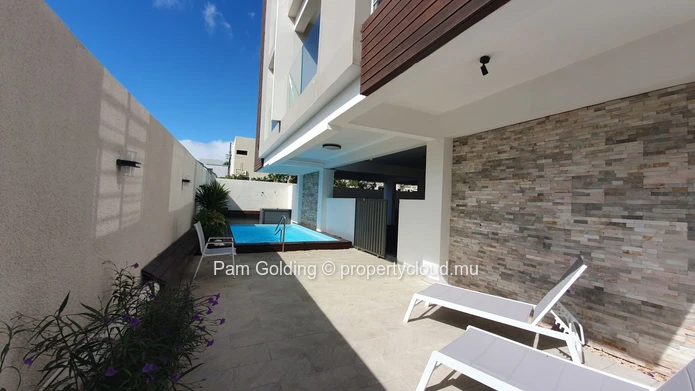 Apartment walking Distance to the Beach