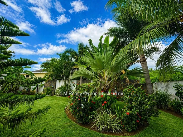 High-End Tropical Villa with Private Pool for Sale in Cap Malheureux, Mauritius