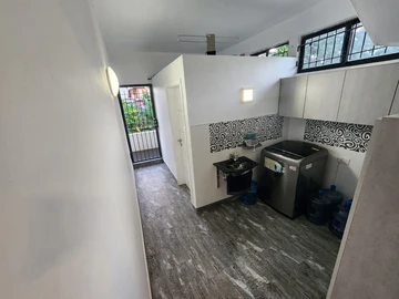 6 Bedroom Townhouse, Duplex