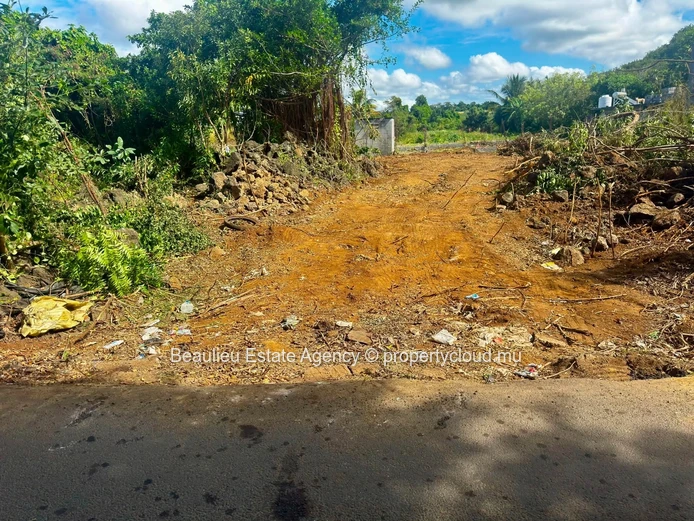 Residential Plot for Sale – Roche Terre, Melville