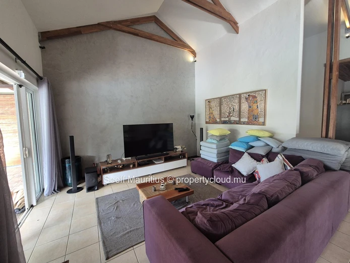 Charming Family Villa Near Azuri