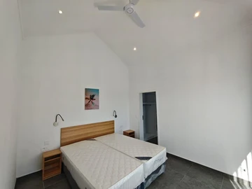 5 Bedroom Villa