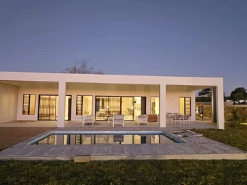 4 Bedroom Villa