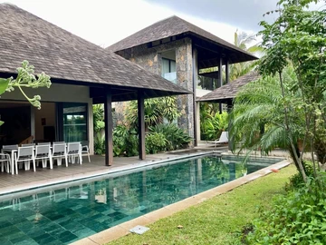 4 Bedroom Villa