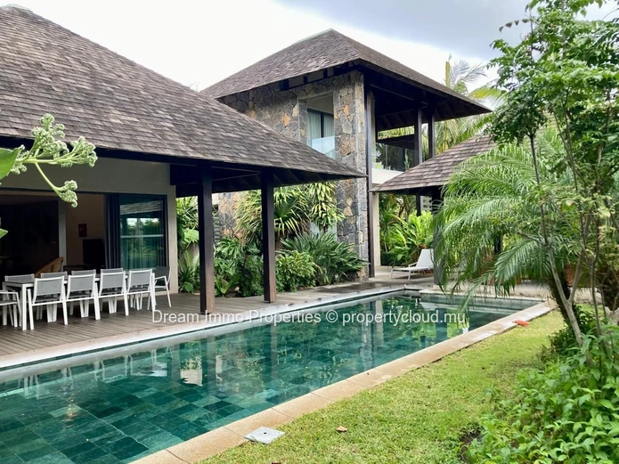Prestigieuse Villa 4 Chambres A 500M De La Mer Dans Le Nord De L’Ile Maurice