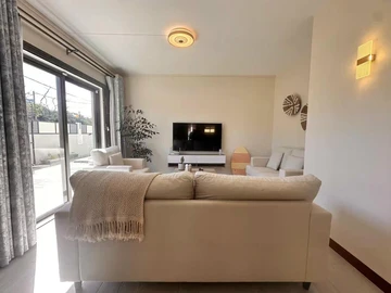 Tastefully Renovated 2-Bedroom Apartment for Rent – Modern Comfort Near Mont Choisy Beach