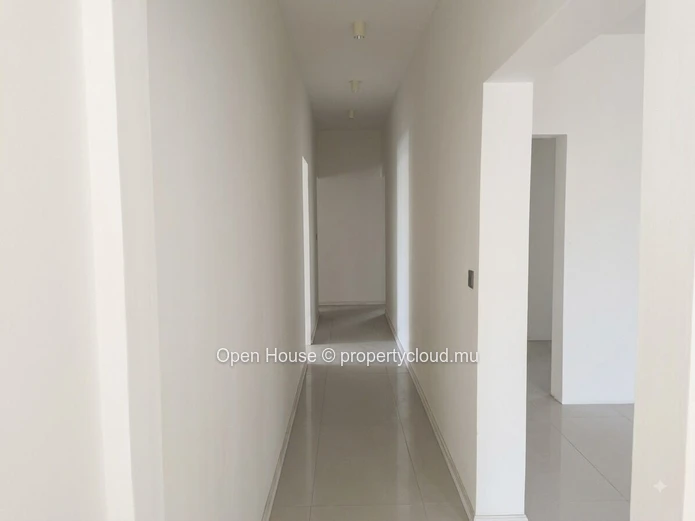 Appartement de 230 m² avec 3 chambres à vendre à Tamarin (Mandat exclusif)