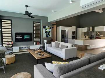 4 Bedroom Villa