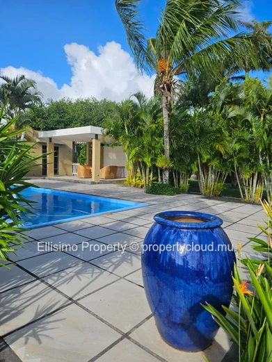 For rent, an exceptional villa