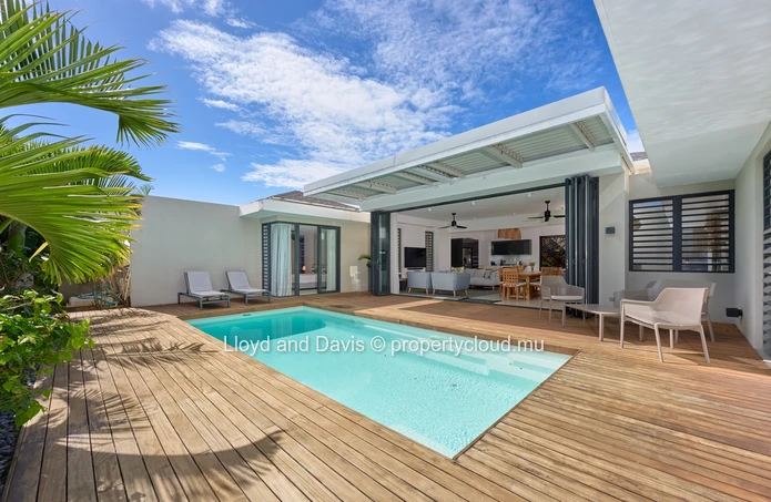 Elegant Villa in a Secure Residence