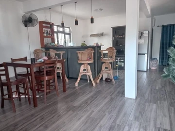 5 Bedroom Villa