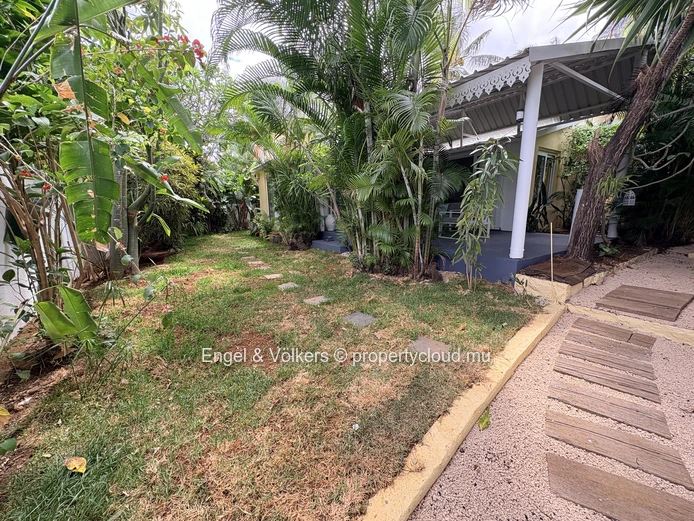 FOR RENT - Charming and Unique House in Tamarin