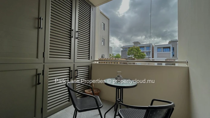 Appartement moderne de 3 chambres à vendre près de toutes les commodités