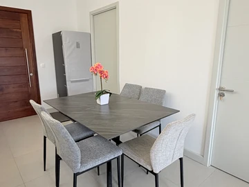 2 Bedroom Studio