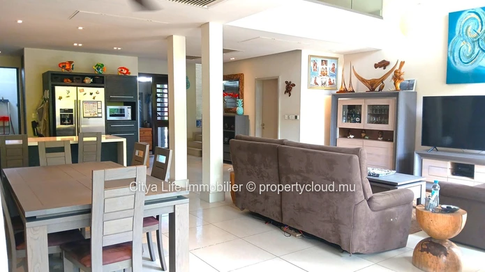 Experience luxury waterfront living with this exquisite 3-bedroom duplex for sale.