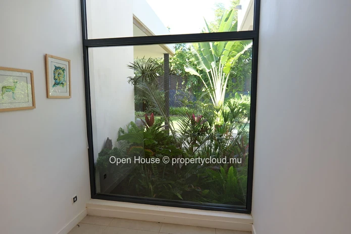 Luxury 3-Bedroom PDS Villa with Private Pool in Tamarin