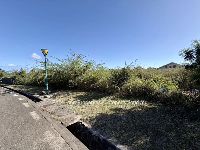 Beau terrain en lotissement haut de gamme