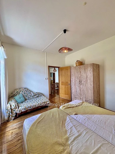 Belle villa style colonial en vente locale a pointe aux piments