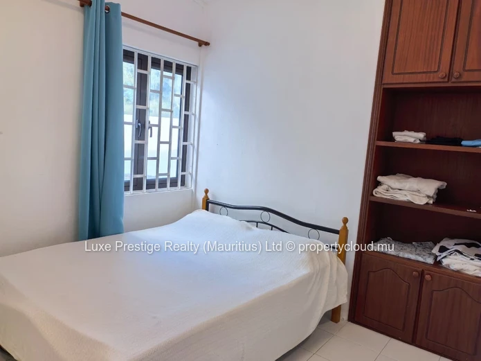 Beachfront 3-Bedroom Villa with Detached Studio on 2,587.75 m² Land in Poste Lafayette | Direct Beach Access | Leaseh...