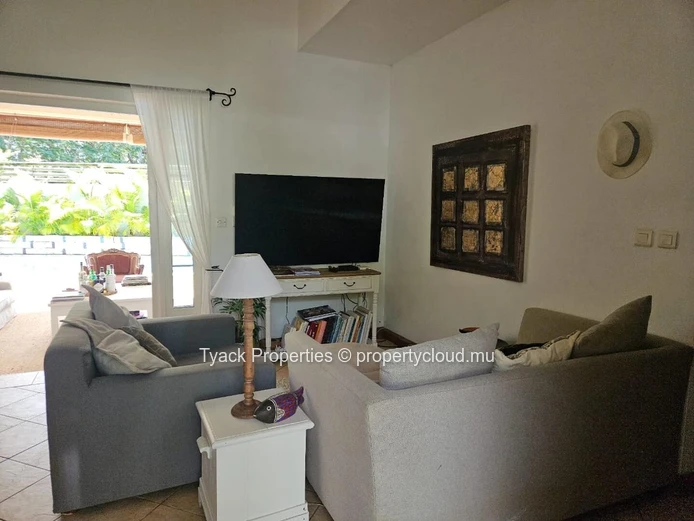 Villa for Sale in Grand Baie – 4 Bedrooms with Pool and Garden