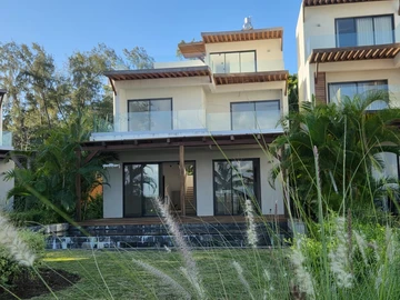 4 Bedroom Townhouse, Duplex
