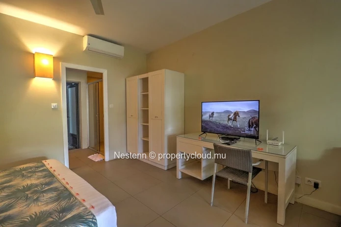 Studio Meuble a Trou aux Biches, a pied de la plage
