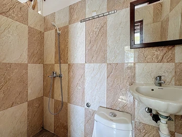 4 Bedroom Apartment