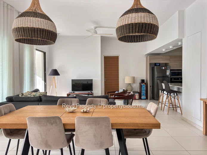 Exclusivity : Penthouse in the heart of Pereybere