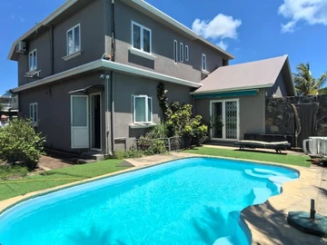 4 Bedroom Villa