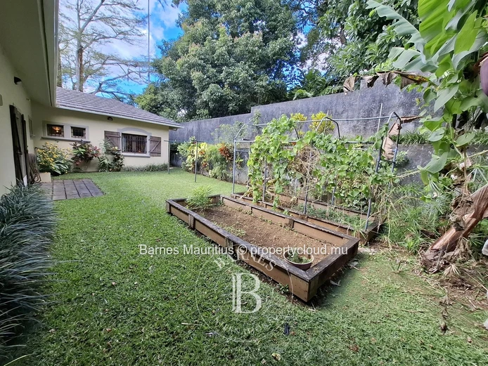 FLOREAL - Maison spacieuse et polyvalente - 440m²