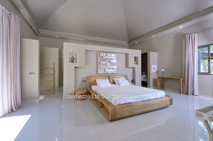 Villa RES de Luxe à Vendre Péreybère Grand Baie | 330 m2 I Terrain 1150 m2