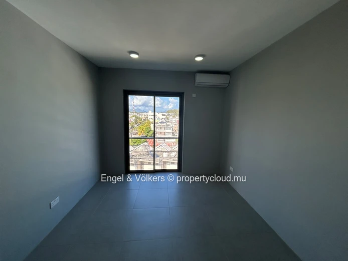 Exclusive 3-Bedroom Loft with Private Plunge Pool and Sea Views – Flic en Flac