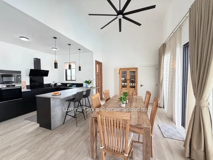 Beautiful Single-Storey Villa For Rent In Grand Baie