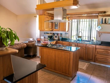 4 Bedroom Villa