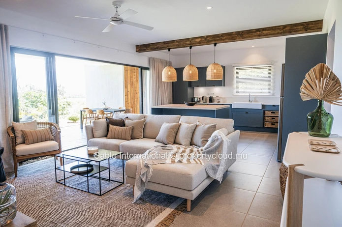 Appartement R+2 à vendre à Goodlands, Rivière du Rempart, 142m², 3 chambres, vue mer, piscine commune, parking gardé.