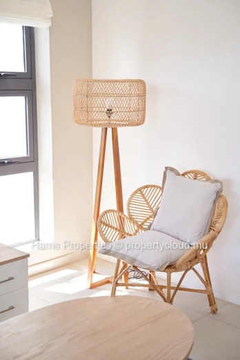 Appartement R+2 – Pointe aux Canonniers (à 2 minutes en voiture de la plage de Mont Choisy)