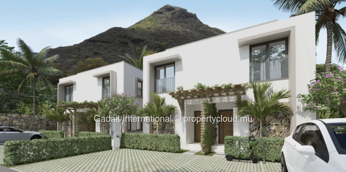 Exceptional Townhouse with Private Garden in the Heart of Tamarin