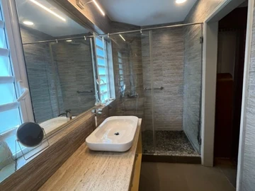4 Bedroom Apartment