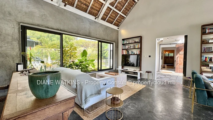 Authentic 4-Bedroom Villa for Rent in Black River with Private Pool and La Tourelle Mountain Views