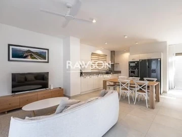 4 Bedroom Villa