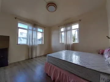 Maison de 6 Chambres