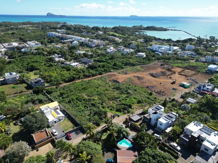 Prime land for sale in Grand Gaube 25 Perches with sea access close to school and shops perfect for your project