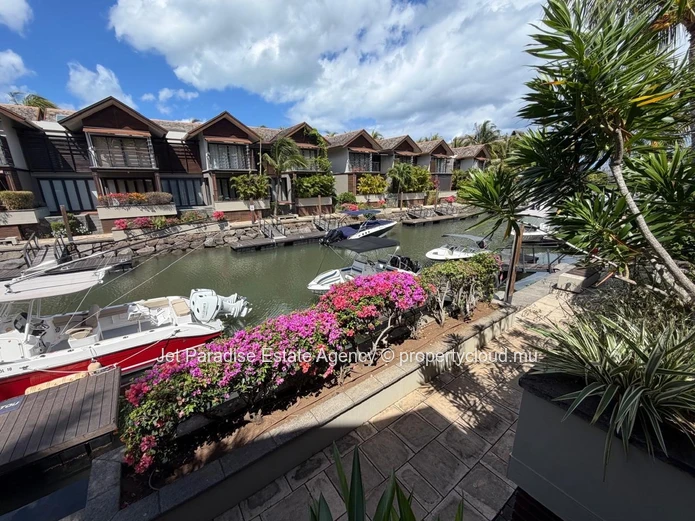  Modern 3-Bedroom Apartment with Sea View – Secured Complex
