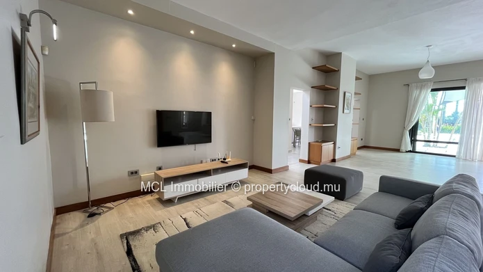 Spacious house and garden