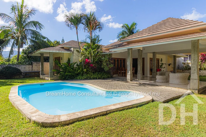 DISPONIBLE À PARTIR DE NOVEMBRE - Maison familiale à louer – Une perle rare avec un grand jardin