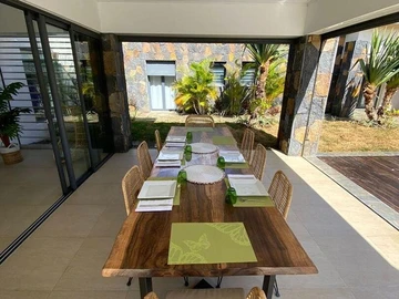 5 Bedroom Villa