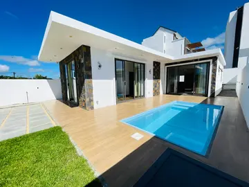 Discover this contemporary style newly built villa located in Grand Baie