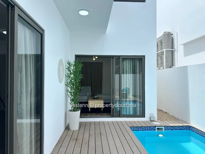 Magnifique Duplex de 4 Chambres avec Piscine Privée à Trou aux Biches